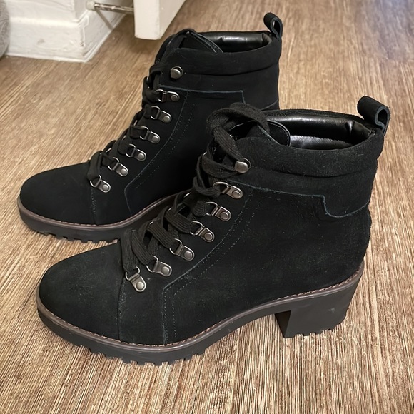 Caslon boots, new condition - Picture 4 of 4